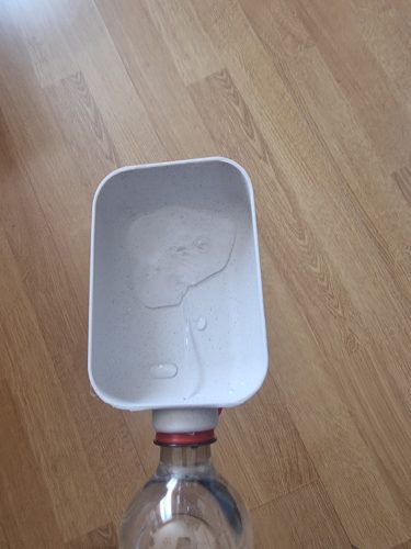 Kisállat itató - bárhol használható